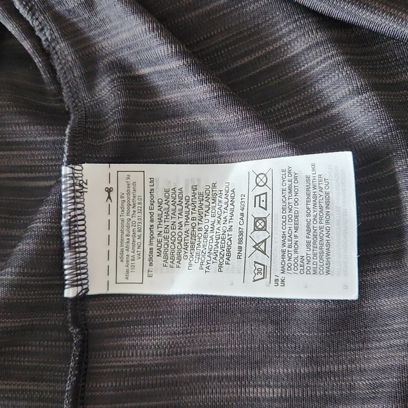 Adidas racerback tank size XL - Picture 3 of 4